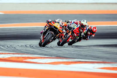 Enea Bastianini vor Joan Mir (Honda) und Fabio Quartararo (Yamaha)