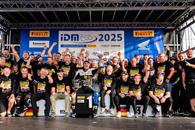 Ricardo Brink feiert Gesamtsieg