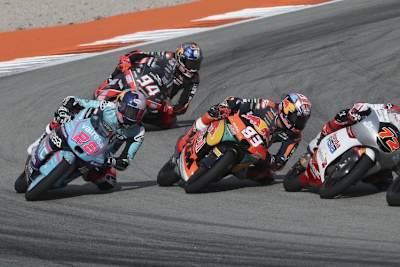 Alvaro Carpe bei seinem Überholmanöver gegen Maximo Quiles