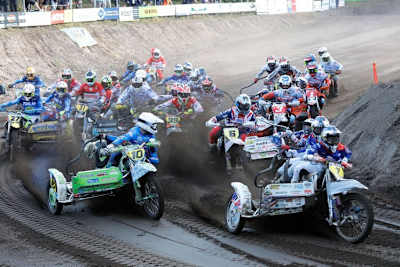 Der Schein trügt: Schon bald werden Hermans (#3) und Leferink (#1) an Wilkinson (#6), Prunier (#7) und Hendrickx (#10) vorbei preschen.