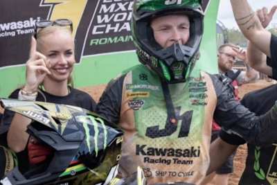 Kawasaki-Held Romain Febvre ist nach dem Gewinn des zweiten WM-Titels überglücklich