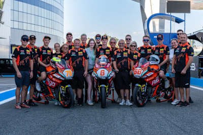 Letztes Foto aus der Supersport-300-WM: Das Team Freudenberg in Jerez