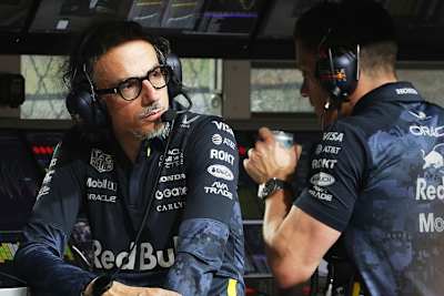 Laurent Mekies am Kommandostand von Red Bull Racing