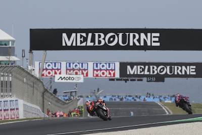 Nicht nur auf der Zielgeraden werden die Piloten auf Phillip Island vom Wind attackiert
