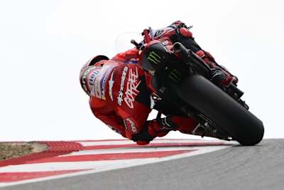 21 Piloten der MotoGP sahen Pecco Bagnaia im Portimao-Zeittraining von hinten