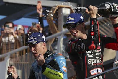 Aprilia-Doppelsieg dank Marco Bezzecchi und Raul Fernandez