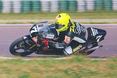 Schnelle und auffällige Kombination: Stefan Prein auf der Honda RS 125