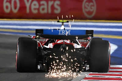 Lewis Hamilton kämpfte in Singapur mit seinen Bremsen und kassierte eine Strafe