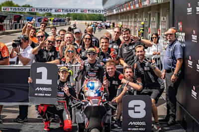 Brünn 2025: Die Intact-GP-Piloten Pini und Munoz auf den Startplätzen 1 und 3