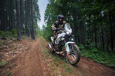Teaser-Video auf YouTube: Kawasaki baut eine reise-Enduro für ensthaften Offroad-Einsatz