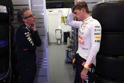 Red Bull Racing-Teamchef Laurent Mekies mit Polesetter Max Verstappen