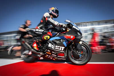 BMW überarbeitete den Motor und die Aero der M1000RR für 2025