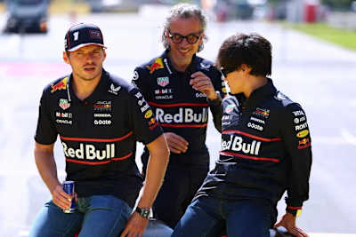 Red Bull Racing-Teamchef Laurent Mekies mit Max Verstappen und Yuki Tsunoda