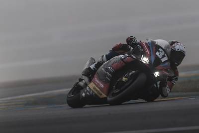 Jeremy Guarnoni ist gemeinsam mit Markus Reiterberger und Ilya Mikhalchik auf Kurs zu Platz 3