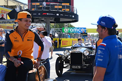 Lando Norris und Fernando Alonso in Monza 2022