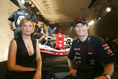 Millionen-teurer Diamant verschwunden? Mark Webber (rechts) klärte den Fall