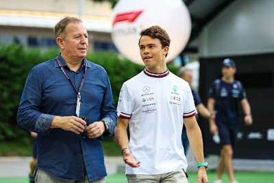 Martin Brundle (links)