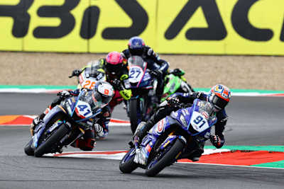 Matteo Vannucci vor Marc Garcia