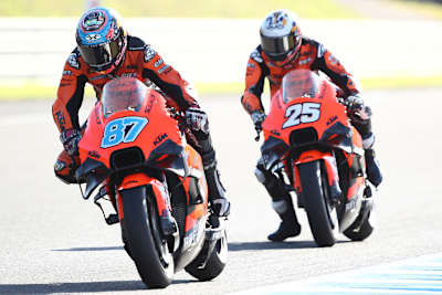 Remy Gardner vor Raúl Fernández