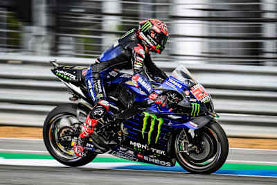 Hart auf der Bremse: Quartararo reicht ein Finger