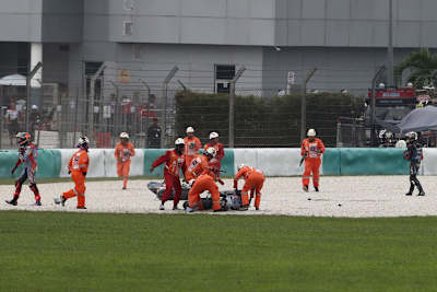 Darryn Binder und Fabio Di Giannantonio (Ducati) stürzten in Kurve 5