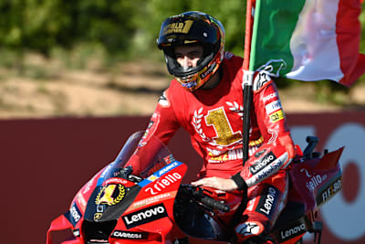 Pecco Bagnaia avancierte in Valencia zum ersten italienischen MotoGP-Weltmeister seit Valentino Rossi 2009