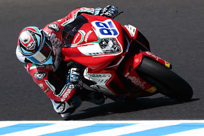 Marcel Schrötter auf der MV Agusta F3 800 RR