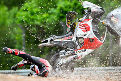 Taka Nakagami eröffnete den Sturzreigen im FP2
