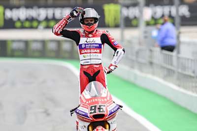 Jake Dixon (GASGAS Aspar) feiert seinen zweiten Moto2-Sieg