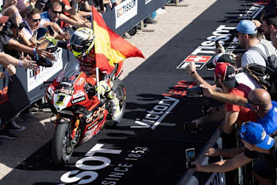 Alvaro Bautista holte den Sieg im zweiten Lauf