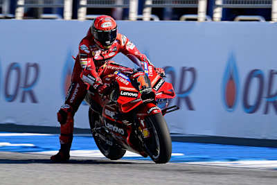 Vor allem auf der Bremse fühlt sich Pecco Bagnaia wieder gut