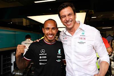 Lewis Hamilton und Toto Wolff