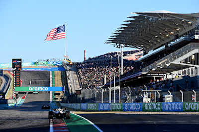 Volle Hütte am Circuit of the Americas bei Austin (Texas)