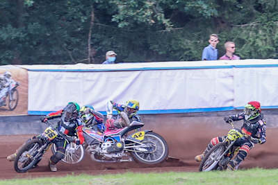 Hier hat der Kontakt mit Mathieu Trésarrieu stattgefunden