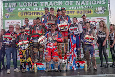 Podest in Roden mit den Teams der Niederlande, Deutschland und Großbritannien