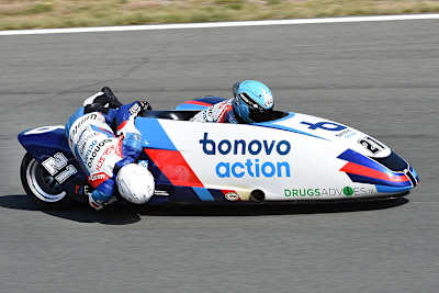 Der Niederländer Bennie Streuer mit seinem deutschen Beifahrer Kevin Kölsch (Bonovo Action)