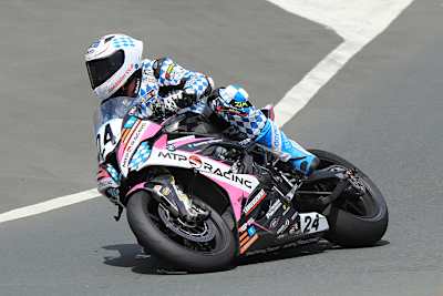 Schon bei der Senior-TT trat David Datzer mit einem speziellen Design an