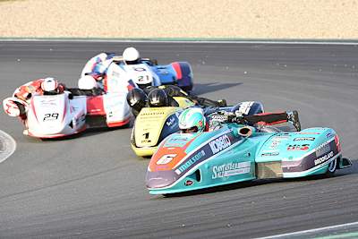 Für die Seitenwagen-WM-Teams geht es erst Mitte Mai auf dem Sachsenring los