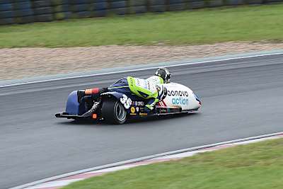 Josef Sattler und Luca Schmidt gewannen 2021 und 2022 die IDM Seitenwagen