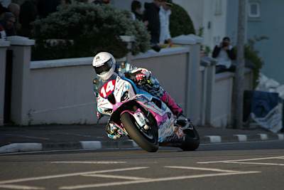 Datzer im Abendlicht beim North West 200