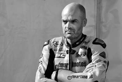 Der Spanier Raúl Torras Martinez überlebte einen Sturz bei der TT nicht