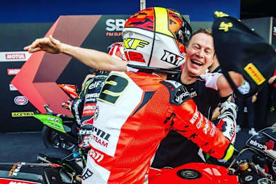 Xavi Fores und Teamchef Marco Barnabo