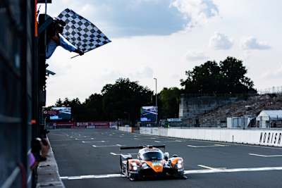  Mathias Lüthen und Laurents Hörr feiern ihren ersten Saisonsieg im Prototype Cup Germany