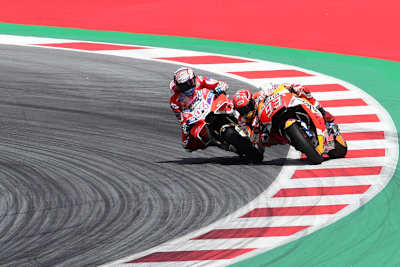 Letzte Kurve des Österreich-GP 2017: Dovizioso gegen Marc Márquez