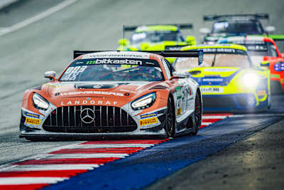  Salman Owega und Elias Seppänen startet als Tabellenführer in das große Finale