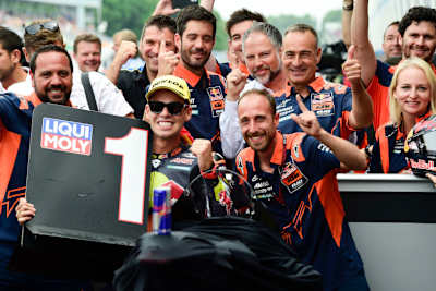 Das aktuelle Moto3-Team von Ajo: Jaume Masia links, Dani Holgado rechts