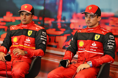 Carlos Sainz und Charles Leclerc