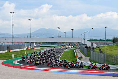 Die Aprilia-Gemeinde trifft sich in Misano