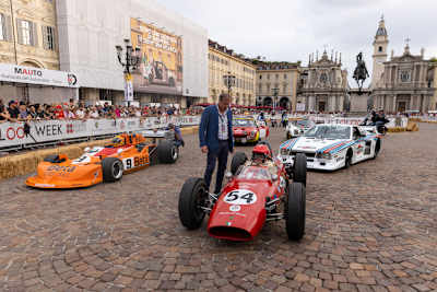 Fahrdemonstration auf der Piazza Castello von Turin