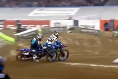 Ricky Carmichael nach SX-Crash in Detroit schockiert